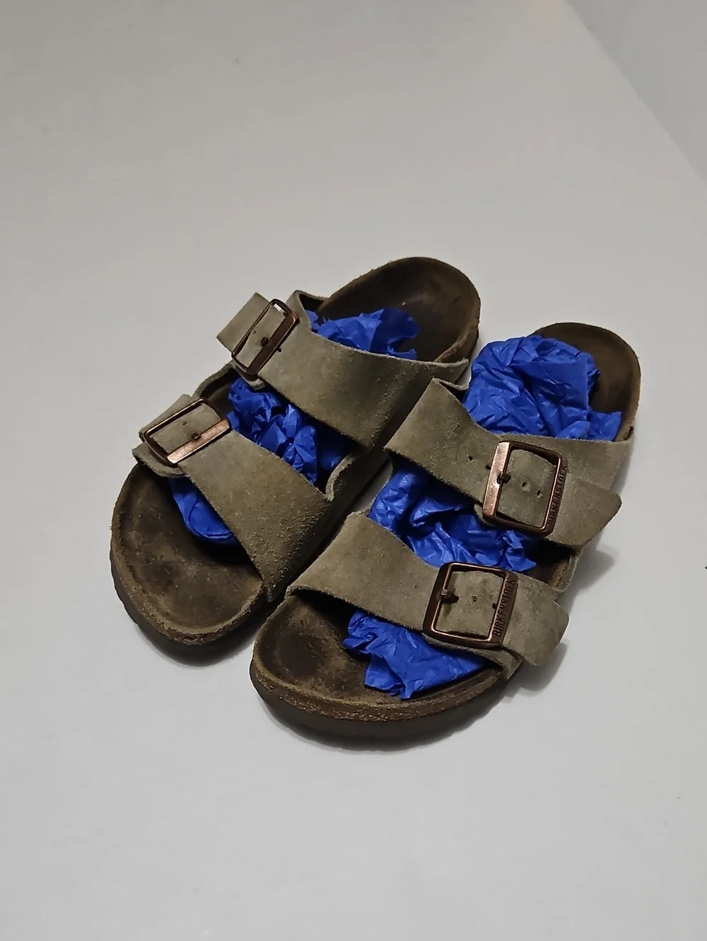 Birkenstock Unisex  ArizonaDouble Strap Buckle Sandals in Olive Gray Size 40(9)